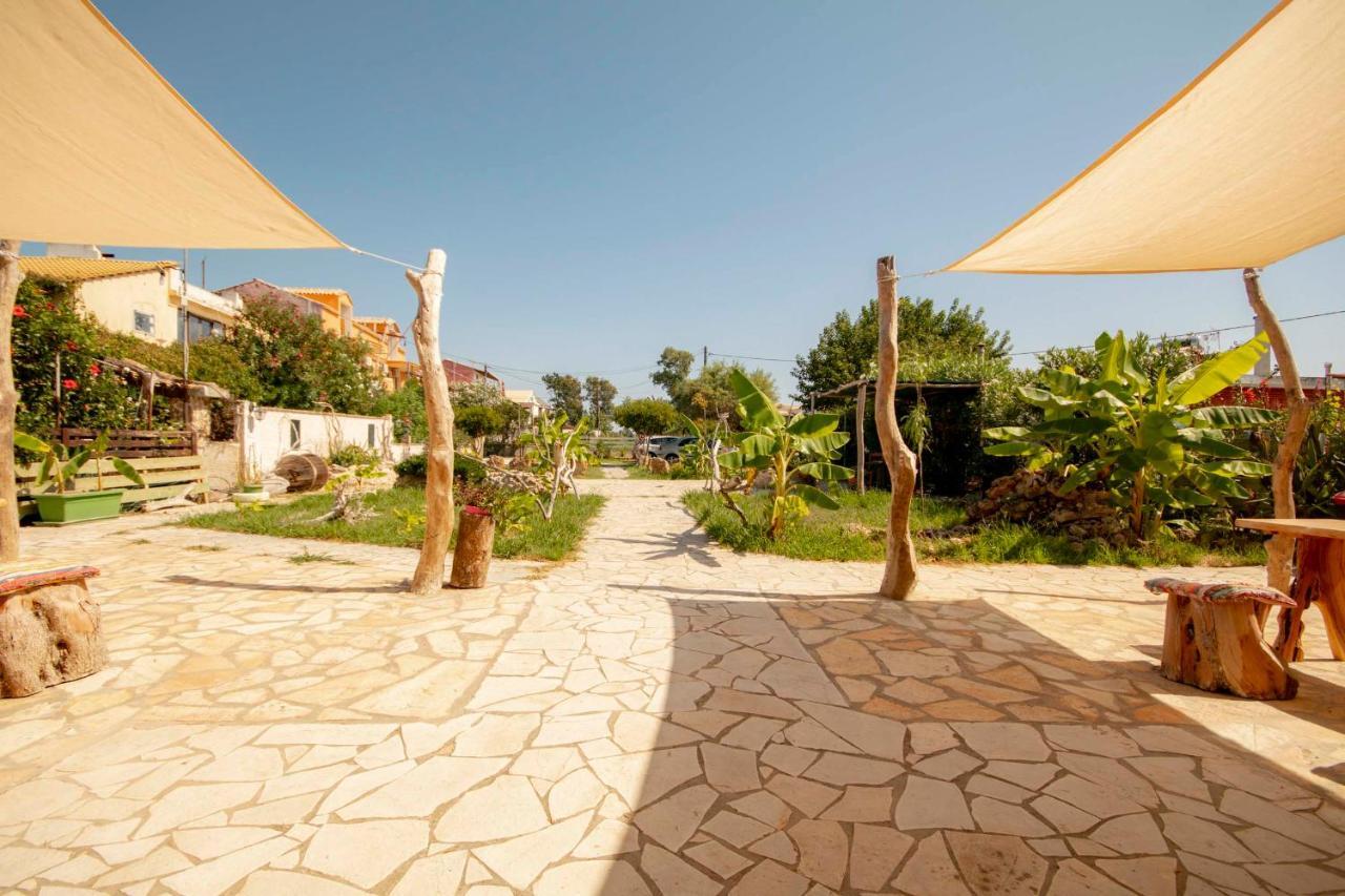 Harmony Corfu Apartments & Studios Exteriör bild