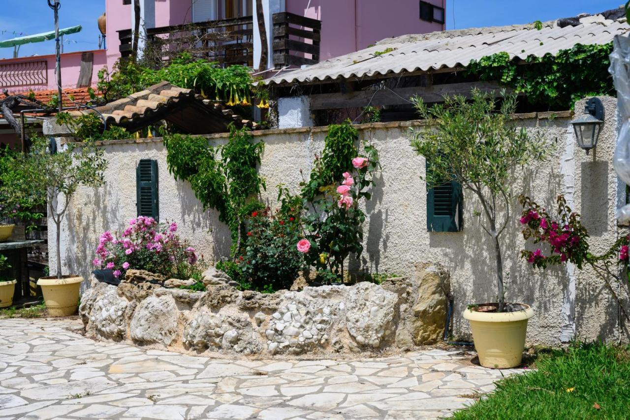 Harmony Corfu Apartments & Studios Exteriör bild